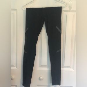 Pink ultimate leggings. Black and iridescent. Size XS but is good size s too.